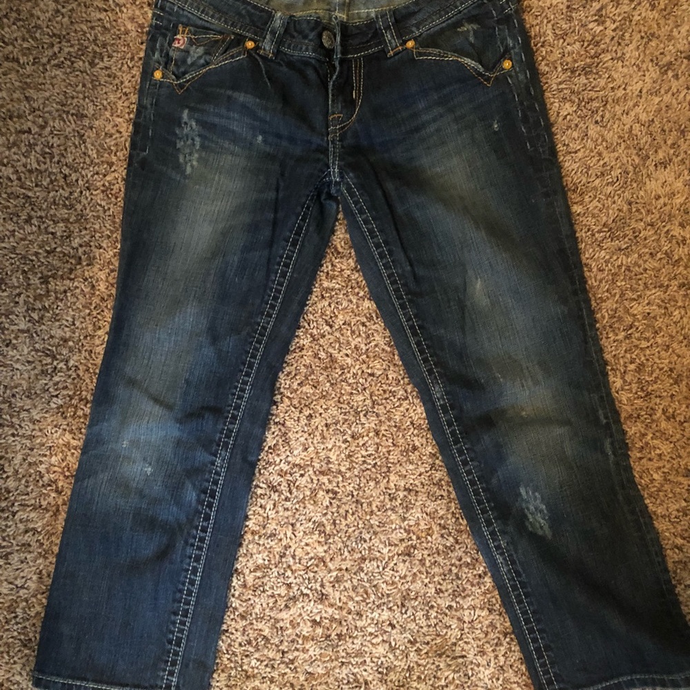 MEK capris